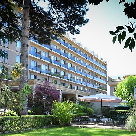 Hotel San Giorgio Фиуджи Екстериор снимка