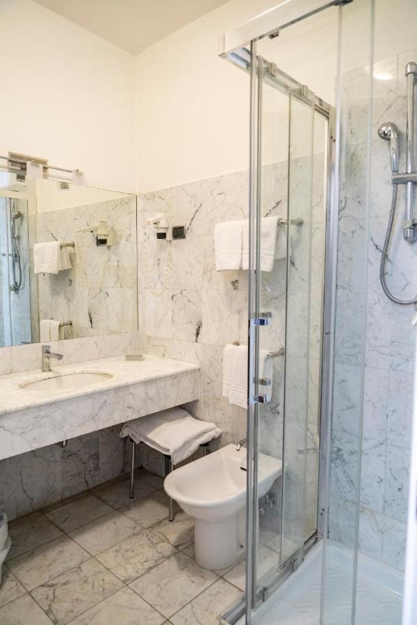 Hotel San Giorgio Фиуджи Екстериор снимка