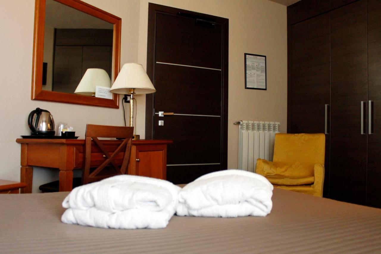 Hotel San Giorgio Фиуджи Екстериор снимка
