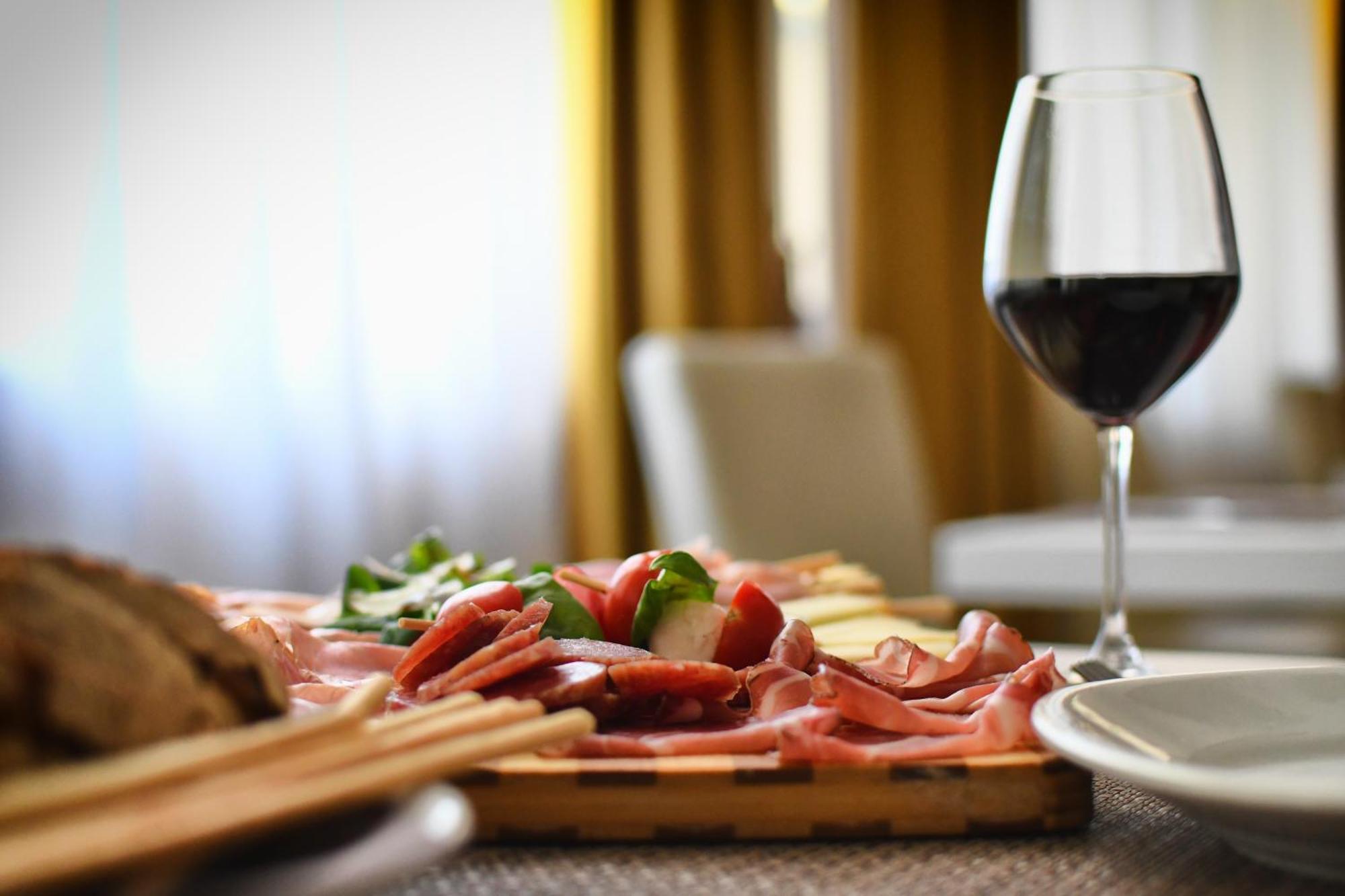 Hotel San Giorgio Фиуджи Екстериор снимка